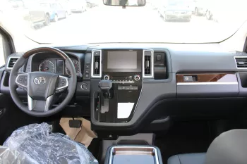 TOYOTA GRANVIA 3.5L PETROL 2WD 7 SEATER PREMIUM 2024 MODEL YEAR