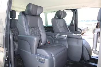 TOYOTA GRANVIA 3.5L PETROL 2WD 7 SEATER PREMIUM 2024 MODEL YEAR