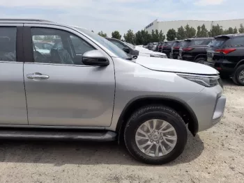 TOYOTA FORTUNER 2.8L DIESEL EXCUTIVE 2023 MODEL YEAR SILVER COLOR