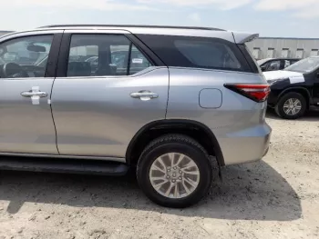 TOYOTA FORTUNER 2.8L DIESEL EXCUTIVE 2023 MODEL YEAR SILVER COLOR