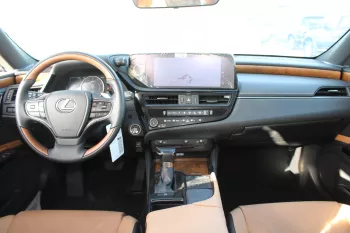 LEXUS ES350 3.5L PETROL V6 2WD SIGNET 2022 MODEL YEAR BLACK COLOR