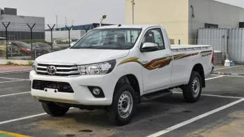 TOYOTA HILUX GL 2.7L PETROL  4WD 2024 MODEL YEAR