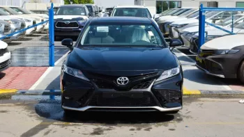 Toyota CAMRY V4 SE 2022