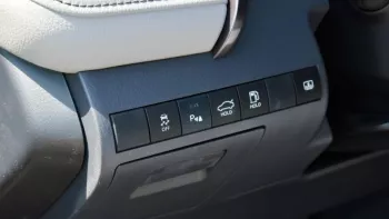 Toyota CAMRY V4 SE 2022