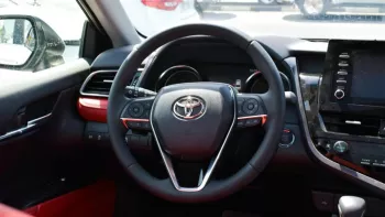 Toyota CAMRY SE V6 2022