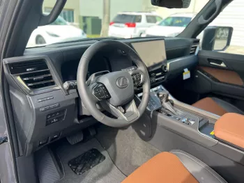 LEXUS GX550 3.4L PETROL TWIN TUBRO LUXURY PLUS 2024 MODEL YEAR