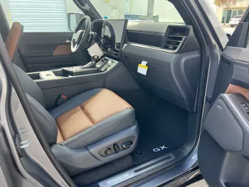 LEXUS GX550 3.4L PETROL TWIN TUBRO LUXURY PLUS 2024 MODEL YEAR