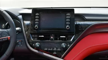 Toyota CAMRY SE V6 2022