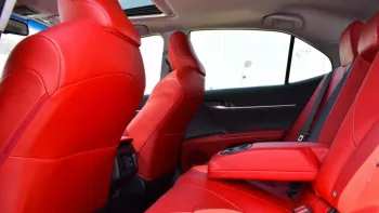 Toyota CAMRY SE V6 2022