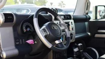 Toyota Cruiser FJ 2023 4WD V6