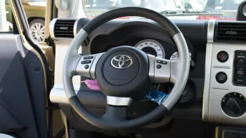 Toyota Cruiser FJ 2023 4WD V6