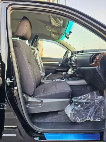TOYOTA HILUX 2.7L PETROL 4WD 2024 MODEL YEAR