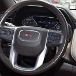 GMC Yukon SLT 2022 Model Year Black Color - Thumbnail 16