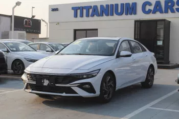 HUYNDAI ELANTRA 1.5 PETROL 2024 MODEL YEAR WHIT COLOR