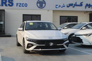 HUYNDAI ELANTRA 1.5 PETROL 2024 MODEL YEAR WHIT COLOR