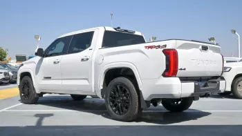 TOYOTA TUNDRA SR5 TRD 4X4 SPORT 2023 MODEL YEAR WHITE COLOR