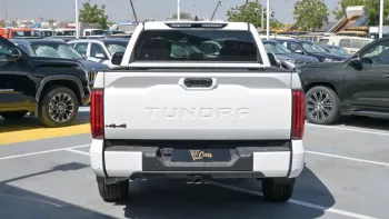 TOYOTA TUNDRA SR5 TRD 4X4 SPORT 2023 MODEL YEAR WHITE COLOR