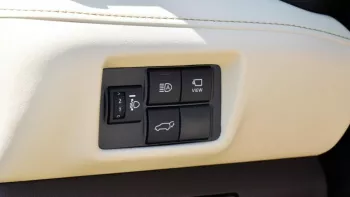 Toyota HIGHLANDER LIMITED 2.5L Hybrid 2022