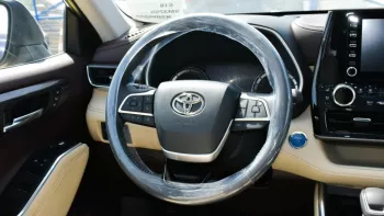 Toyota HIGHLANDER LIMITED 2.5L Hybrid 2022