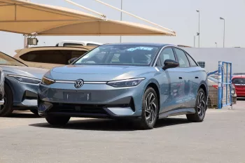 VOLKSWAGEN ID.7 VISION PRO FULL OPTION 2024 MODEL YEAR BLUE COLOR