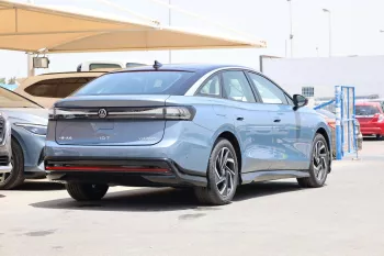VOLKSWAGEN ID.7 VISION PRO FULL OPTION 2024 MODEL YEAR BLUE COLOR