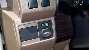 TOYOTA LAND CRUISER PICK-UP 4.0L PETROL 4WD 2024 MODEL YEAR BEIGE COLOR