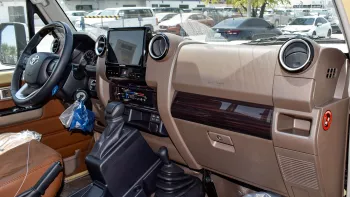 TOYOTA LAND CRUISER PICK-UP 4.0L PETROL 4WD 2024 MODEL YEAR BEIGE COLOR