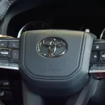 Toyota Land Cruiser VXR 2022 Twin Turbo 3.3L 70thAnniversary - Thumbnail 17