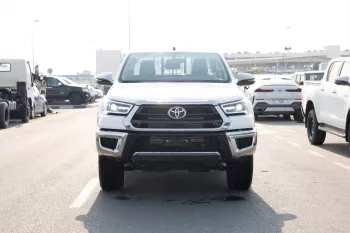 TOYOTA HILUX 2.4L DIESEL 4WD DOUBLE CAB SR5 MANUAL 2023 MODEL YEAR