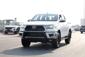 TOYOTA HILUX 2.4L DIESEL 4WD DOUBLE CAB SR5 MANUAL 2023 MODEL YEAR