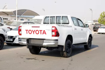 TOYOTA HILUX 2.4L DIESEL 4WD DOUBLE CAB SR5 MANUAL 2023 MODEL YEAR