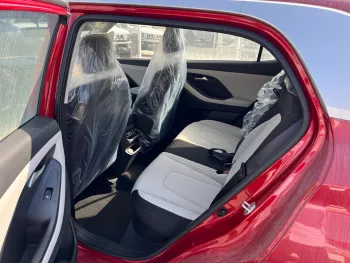 HYUNDAI CRETA 1.5L SUV FWD 2025 MODEL YEAR RED COLOR EXTERIOR