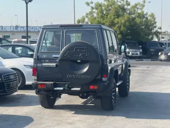 TOYOTA LAND CRUISER HARDTOP 4.0L PETROL 4WD 2024 MODEL YEAR GRAY COLOR