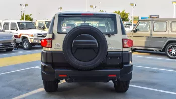 TOYOTA FJ CRUISER FINAL EDTION 2023 MODEL YEAR TAN COLOR