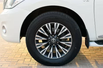 Nissan Patrol 4.6L 2015 Model Year Platinum White Color Petrol