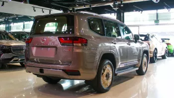 Toyota Land Cruiser GXR twin turbo 3.5L 2022