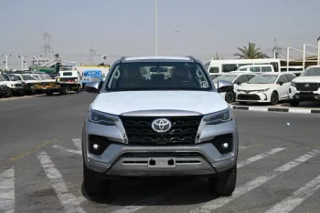 TOYOTA FORTUNER VXR V6 4.0L PETROL 7 SEAT 4WD 2024 MODEL YEAR