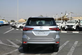 TOYOTA FORTUNER VXR V6 4.0L PETROL 7 SEAT 4WD 2024 MODEL YEAR