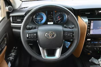TOYOTA FORTUNER VXR V6 4.0L PETROL 7 SEAT 4WD 2024 MODEL YEAR