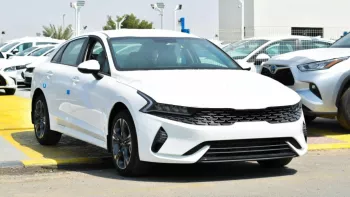 Kia K5 FWD 2022 V4