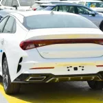 Kia K5 FWD 2022 V4 - Thumbnail 5