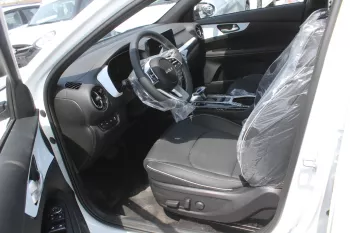 KIA K3 (CERATO) 1.5 PETROL MODEL YEAR 2024 WHITE COLOR (BLACK INTERIOR)