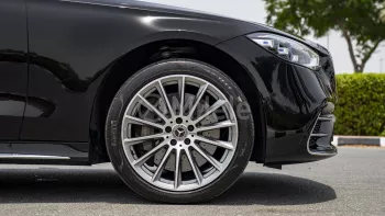 MERCEDES-BENZ S CLASS S580 4.0L PETROL 2022 MODEL YEAR BLACK COLOR