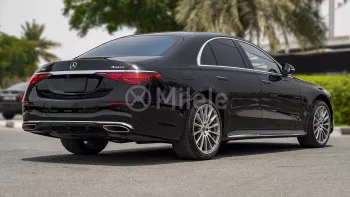 MERCEDES-BENZ S CLASS S580 4.0L PETROL 2022 MODEL YEAR BLACK COLOR