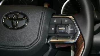 Toyota Land Cruiser GXR L300 4.0L 2022 Petrol