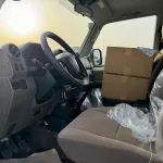 TOYOTA LANDCRUISER PICK UP LC 79 4.5L V8 DIESEL 4WD DC 2024 MODEL YEAR - Thumbnail 6