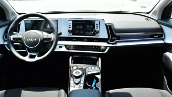Kia Sportage FWD 2022 V4