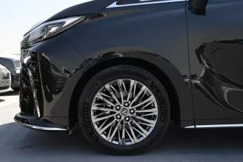 LEXUS LM350 HYBRID 2.5L E-CVT 4WD 2024 MODEL YEAR BLACK COLOR