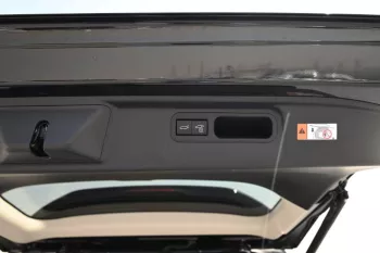 LEXUS LM350 HYBRID 2.5L E-CVT 4WD 2024 MODEL YEAR BLACK COLOR