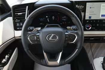 LEXUS LM350 HYBRID 2.5L E-CVT 4WD 2024 MODEL YEAR BLACK COLOR